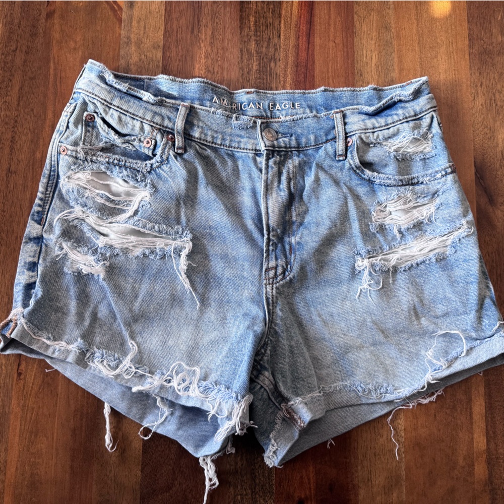 American Eagle Light Wash Distressed Denim Shorts
